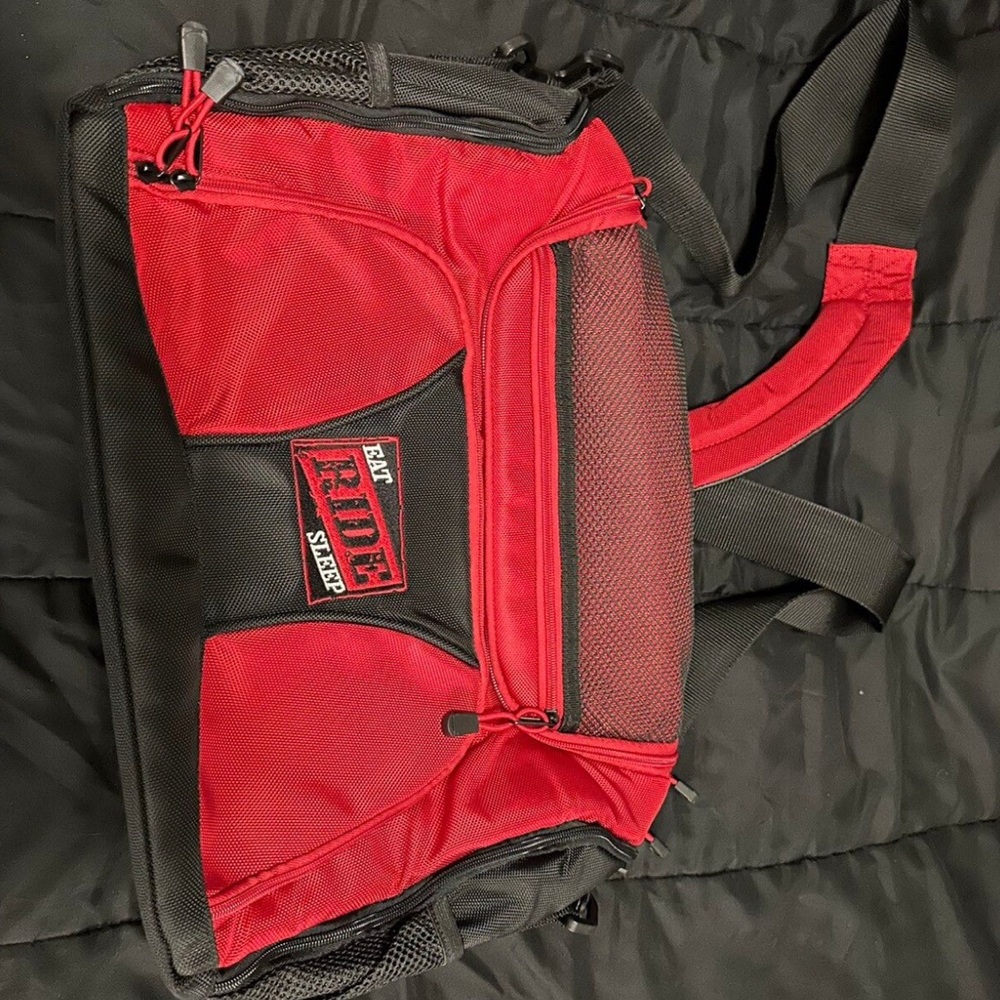 Marboro gear carry-on bag
Never used‎